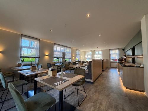 Food and beverages, Hotel am Stadthaus in Neuenburg am Rhein