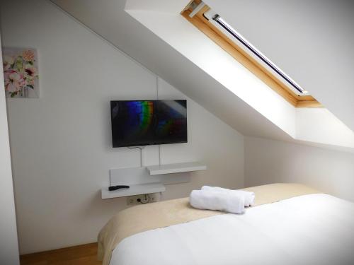 1 queen bed
