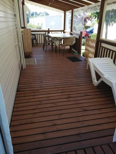 Mobil home tout equipe 6 places au calme Frejus in Bellevue