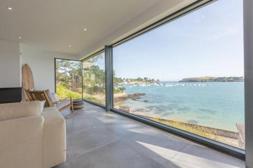 VILLA GALEO - Maison d'exception à Rotheneuf - Accès direct à la plage gîte à louer Gîte de l'Arthour