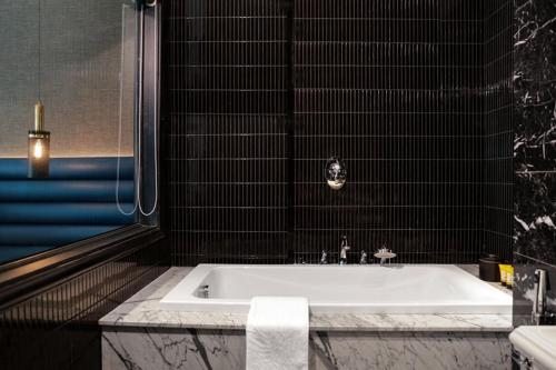 Létesítmények, La Sinfonia del Rey Hotel and Spa near Történeti Múzeum