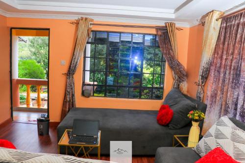 Hilly Home In Home in Kiserian
