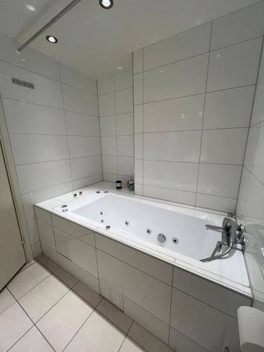 Spacious apartment with sea-view and sunset, Oslo (foto 2)