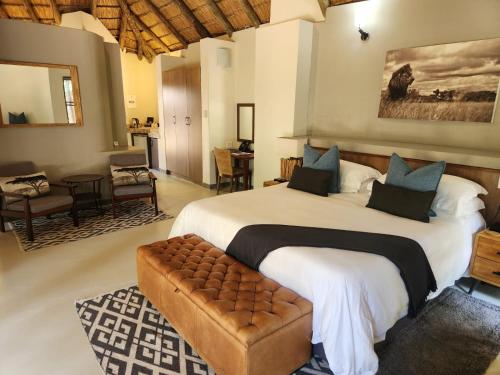 Tambuti Lodge Room Type - Classic King Room