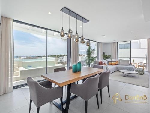 Penthouse with a private pool and sea view in Fuengirola, Fuengirola (fotografie 10)