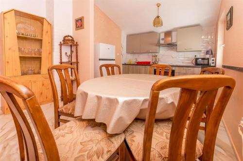 Apartments Olivera - image 4