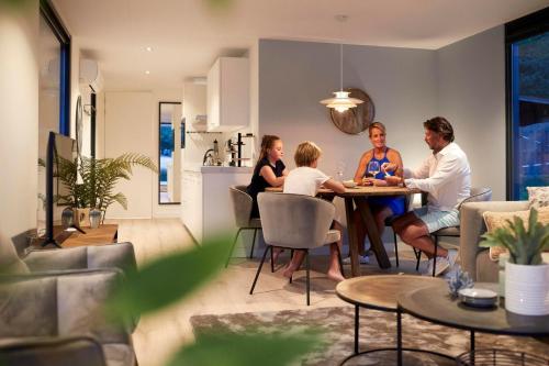 2 bedrooms, 2 beds