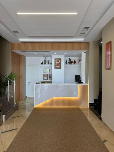 New Heaven Hotel – Saranda, AL