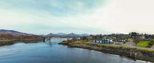Oyster Inn Connel