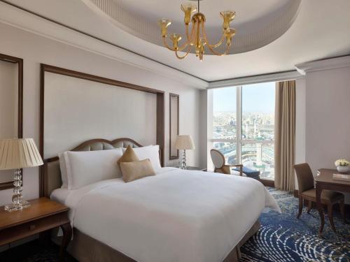 687585517 Raffles Makkah Palace