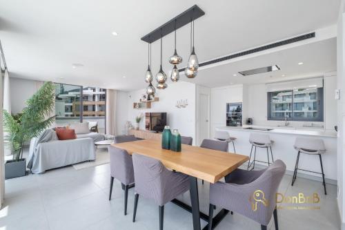 Penthouse with a private pool and sea view in Fuengirola, Fuengirola (fotografie 6)