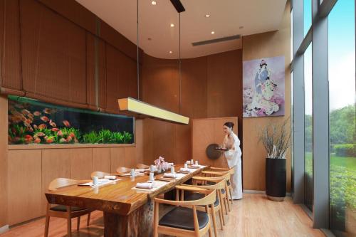 Restaurant, Pan Pacific Ningbo in East New City