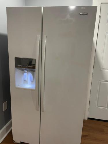Comfy 3 Bed 1 Bath with Wifi in College and Restaurant Area, Springfield (zdjęcie 8)