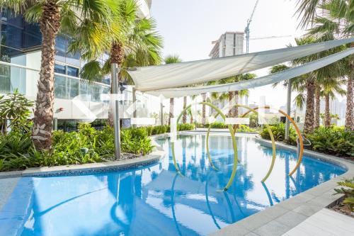 Staycae Holiday Homes - Damac Towers By Paramount - main image