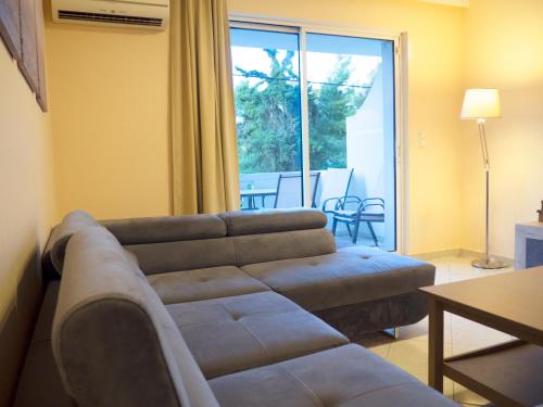 Pine Breeze Apartment 2