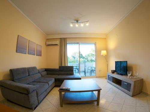 Pine Breeze Apartment 1