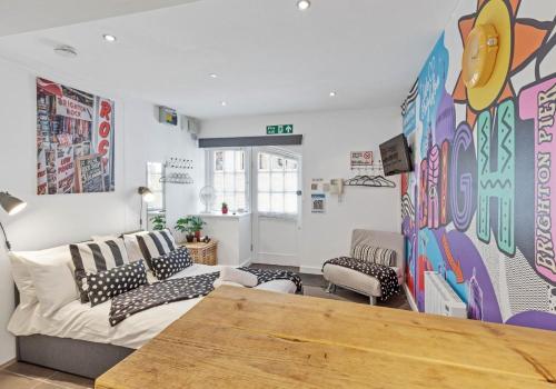 Studio Apartment image 7
