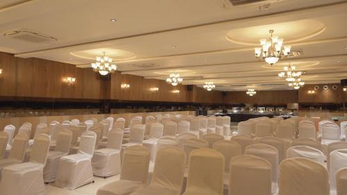 Pride Resort, Rajkot, Раджкот (фото 7)