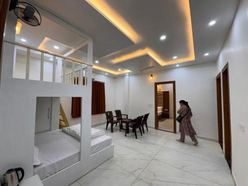 Baromas Retreat in Shivalik Nagar