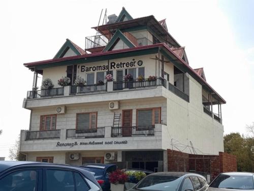 Baromas Retreat in Shivalik Nagar