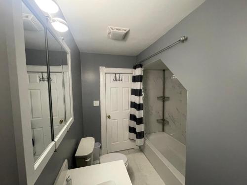 Comfy 3 Bed 1 Bath with Wifi in College and Restaurant Area, Springfield (zdjęcie 3)
