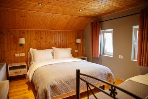 Plis Bujtina - Guesthouse in バライラム カリ
