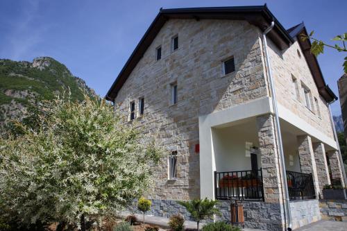 外観, Plis Bujtina - Guesthouse in バライラム カリ