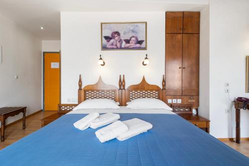 Classic Room with Balcony Old Town View image 10