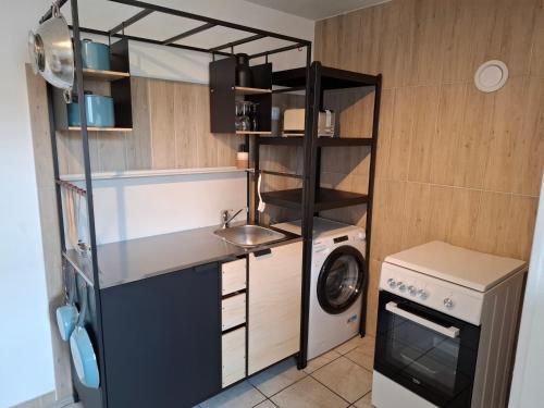 Filicaria Gite in 尚邦胡埃茲河畔