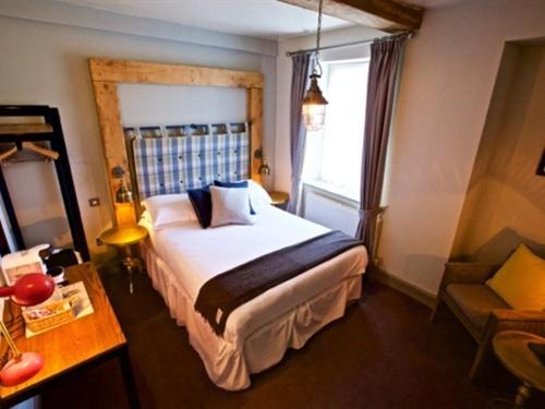 Double room, deluxe, shower