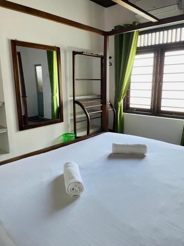 Deluxe Double Room image 3