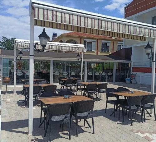 Kum Motel in Turkeli