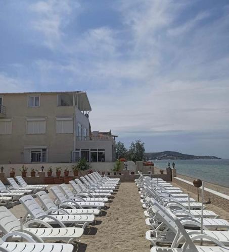 Kum Motel in Turkeli