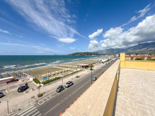 Il Mare In Giardino 1