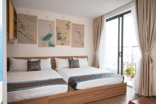 Apartment With City View