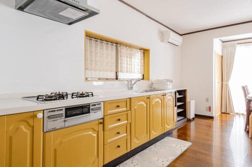 広々な150平米無料駐車場一台