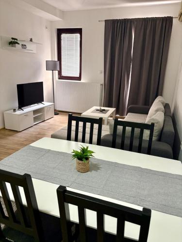 Stan Na Dan 111 - Apartment - Inđija