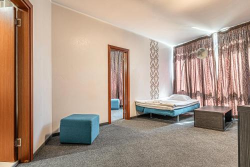 Hotel Noris Room Type - One-Bedroom Apartment