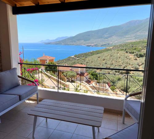 ระเบียง/ชานเรือน, Villa Galini in กลางเมืองไซโรปิกาโด