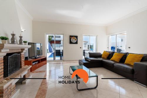 #248 Villa Loureira 54 by Home Holidays 2