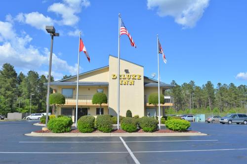 Deluxe Inn - Fayetteville I-95 in Fayetteville, Vereinigte Staaten von Amerika