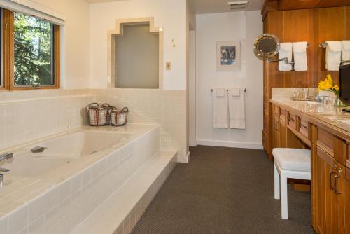 Deluxe Plus Three Bedroom - Aspen Alps 809 - image 11