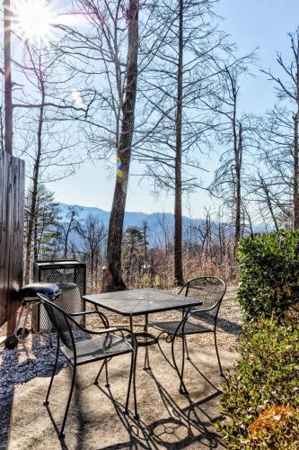 Amazing Views! Hot Tub,Pool Table,Fireplace,Relax! in Gatlinburg (TN)