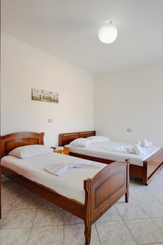Triple Room image 3
