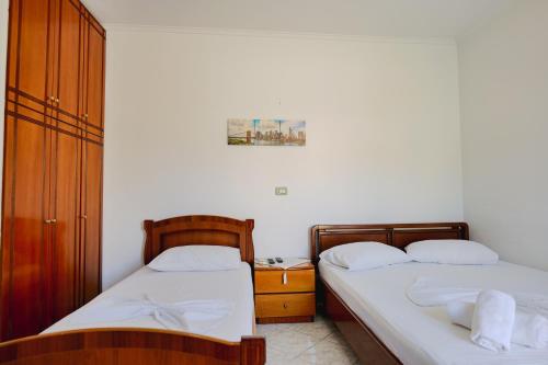 Triple Room image 4