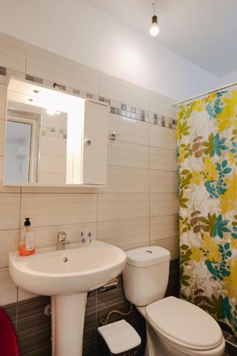 Quadruple Room image 1