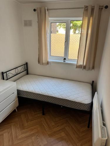 Newly decorated lovely three bedroom flat, Birmingham (fotografie 6)