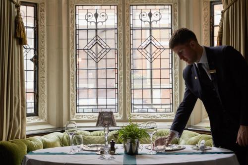 Photo - Milestone Hotel Kensington