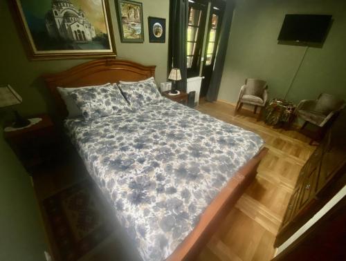Double Room with Private Bathroom