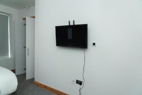 4 Bed Failsworth Home, 3 Bathrooms including Free Parking - Workspaces - Garden - Less than 10 Minute Drive to Etihad Stadium, CoOp Live - Less than 15 Minute Drive to City Centre, Manchester (fotografie 8)